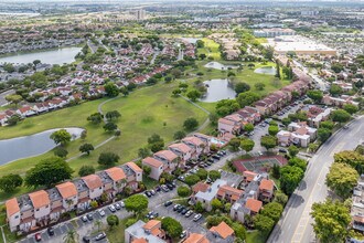 Indian Summer Village Condos in Miami, FL - Building Photo - Building Photo