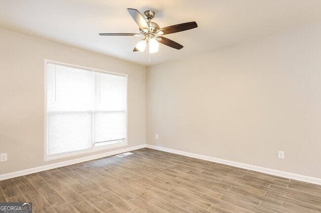 833 Brian Ln in Forest Park, GA - Building Photo - Building Photo