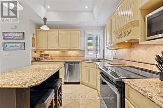 2 Chardonnay Pl in Niagara-On-The-Lake, ON - Building Photo - Building Photo