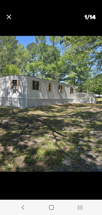 5903 US-79 in De Berry, TX - Building Photo