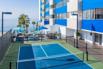 1900 Ocean Beach Club in Long Beach, CA - Building Photo - Building Photo