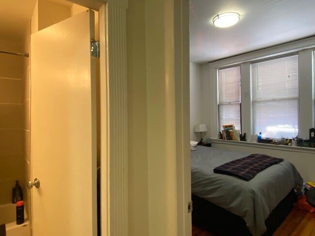 39 Joy St in Boston, MA - Building Photo - Building Photo