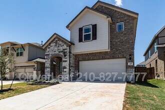 2009 Flametree Ave in New Braunfels, TX - Building Photo - Building Photo