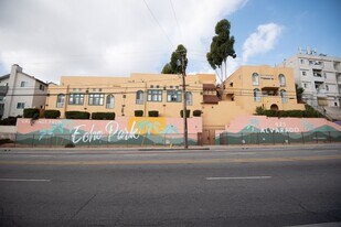 425 N Alvarado St, Unit 102 in Los Angeles, CA - Building Photo