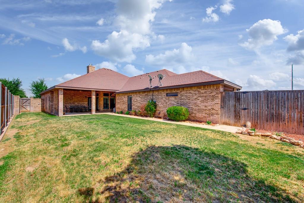 5 Warwick Dr in Odessa, TX - Building Photo