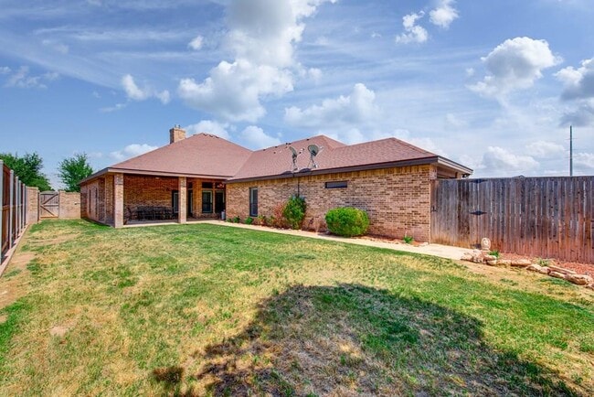 5 Warwick Dr