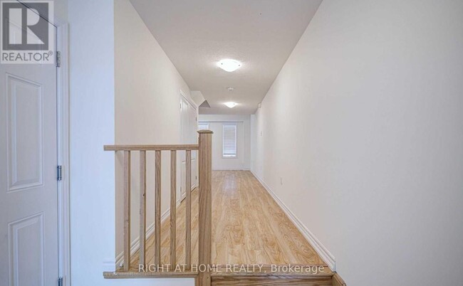88-88 Decorso Dr in Guelph, ON - Building Photo - Building Photo