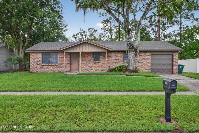 9937 Moss Side Ln in Jacksonville, FL - Building Photo - Building Photo
