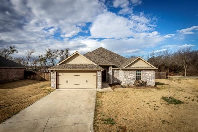 property at 728 Westgate Dr