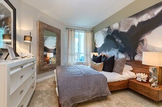 1094 Tanland Dr in Palo Alto, CA - Building Photo - Building Photo