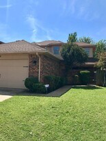 4340 Foxglove Ln in Oklahoma City, OK - Building Photo