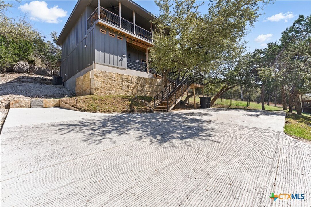 1119 Hancock Rd in Canyon Lake, TX - Building Photo