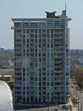 Courtside Condominiums in Charlotte, NC - Building Photo - Building Photo