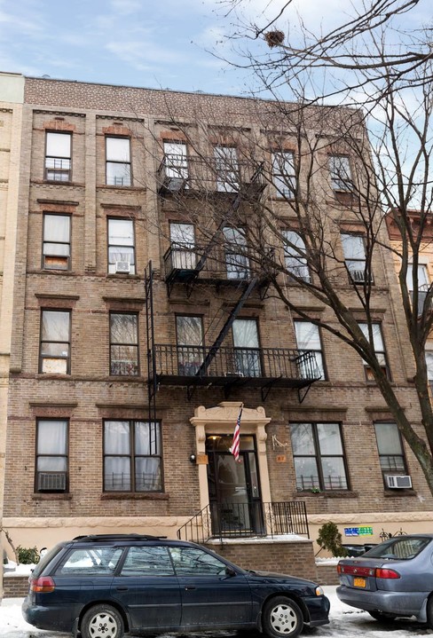 266-268 67th St in Brooklyn, NY - Foto de edificio