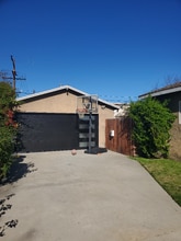 9215 Nichols St in Bellflower, CA - Building Photo - Building Photo