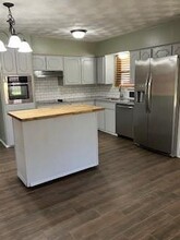 1704 Chip-N-Dale Dr in Arlington, TX - Building Photo - Building Photo