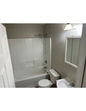 426 E Fifth St in Lexington, KY - Building Photo - Building Photo