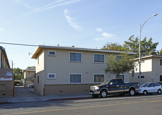 142 and 150 Graham in San Jose, CA - Building Photo - Building Photo