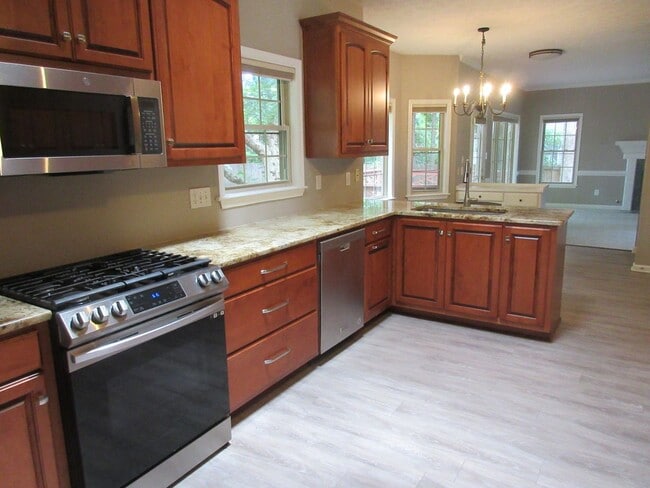 104 Choptank Turn in Yorktown, VA - Building Photo - Building Photo