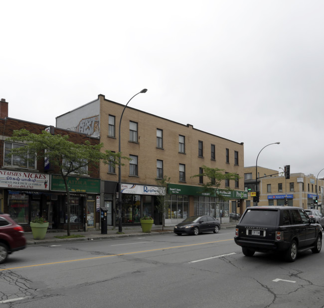 470-478 Jean-Talon O in Montréal, QC - Building Photo - Building Photo