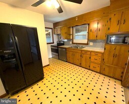 309 Cheryl Ave in Mechanicsburg, PA - Building Photo