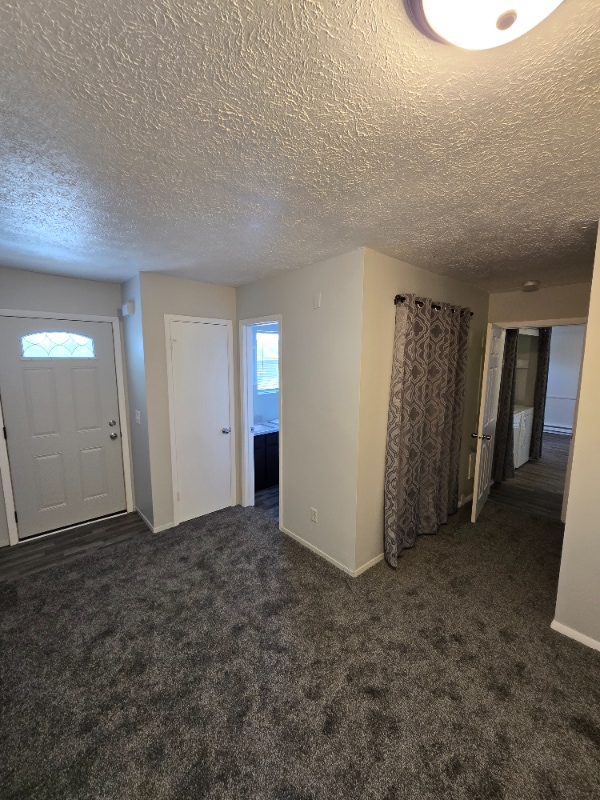 1200 N Main St in Nappanee, IN - Building Photo - Building Photo