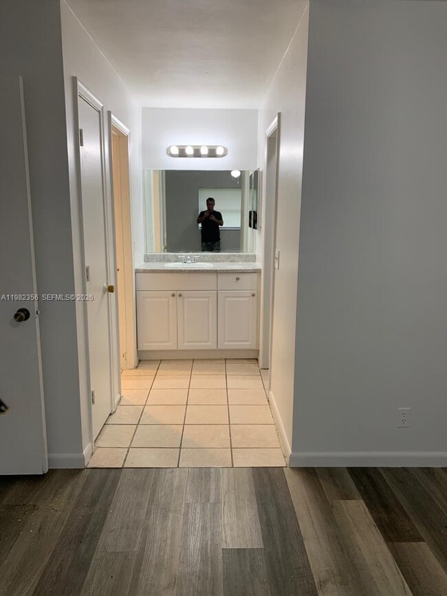 4121 NW 30th Terrace in Lauderdale Lakes, FL - Building Photo - Building Photo