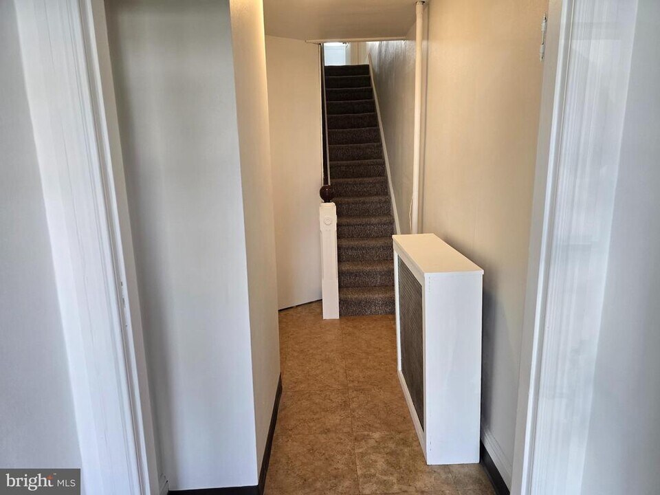 362 1st Ave in Phoenixville, PA - Building Photo