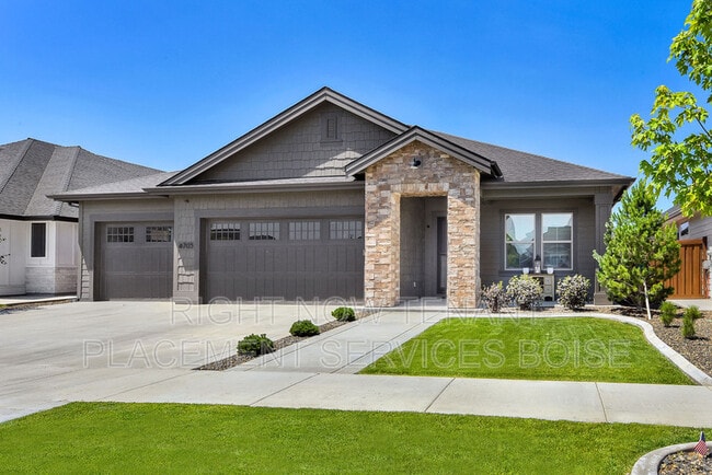6705 N Elmstone Way in Meridian, ID - Building Photo - Building Photo