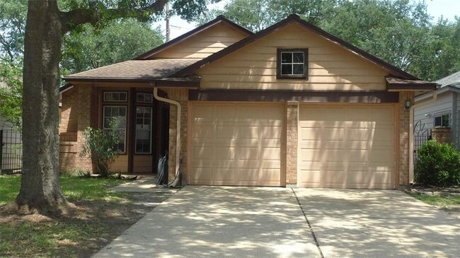 7772 Park Falls Dr in Houston, TX - Building Photo - Building Photo