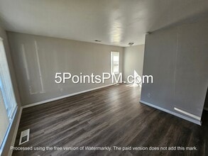 4424 E 158th St in Cleveland, OH - Building Photo - Building Photo