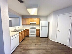 8432 Fall Meadow Ln in Austin, TX - Building Photo - Building Photo