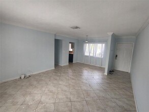 3030 NE 5th Terrace in Wilton Manors, FL - Building Photo - Building Photo
