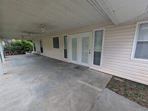 2719 Canal Ave in Nederland, TX - Building Photo - Building Photo