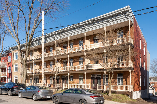 1428 Frontenac St in Québec, QC - Building Photo - Primary Photo