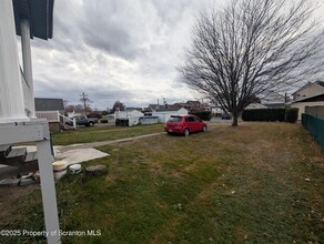 3270 Greenwood Ave in Scranton, PA - Foto de edificio - Building Photo