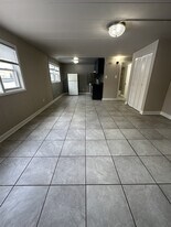 9632 Ivanhoe Ave in Schiller Park, IL - Building Photo