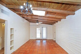 2437 N Walnut Ave in Tucson, AZ - Building Photo - Building Photo