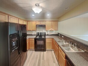8824 Cressent Glen Ct in Antioch, TN - Building Photo - Building Photo