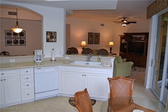 10550 Amiata Way in Ft. Myers, FL - Building Photo - Building Photo