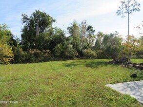 1613 Minnesota Ave in Lynn Haven, FL - Building Photo - Building Photo