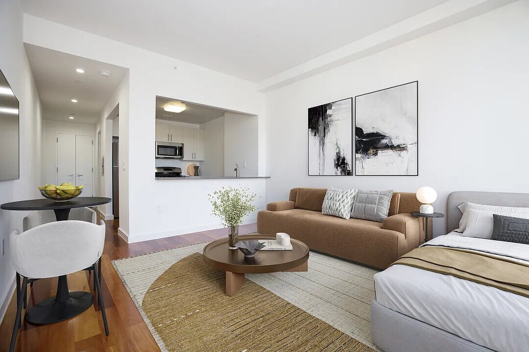 321 E 3rd St in New York, NY - Building Photo