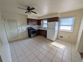 3442 Heatherfield Dr in Louisville, KY - Building Photo - Building Photo