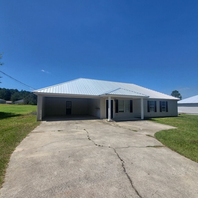 property at 635 Ed Beckham Rd