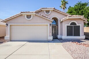 15550 N Naegel Dr in Surprise, AZ - Building Photo