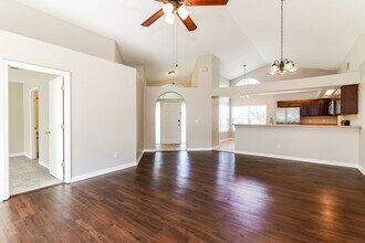 2151 Blackhawk St in Clermont, FL - Building Photo - Building Photo