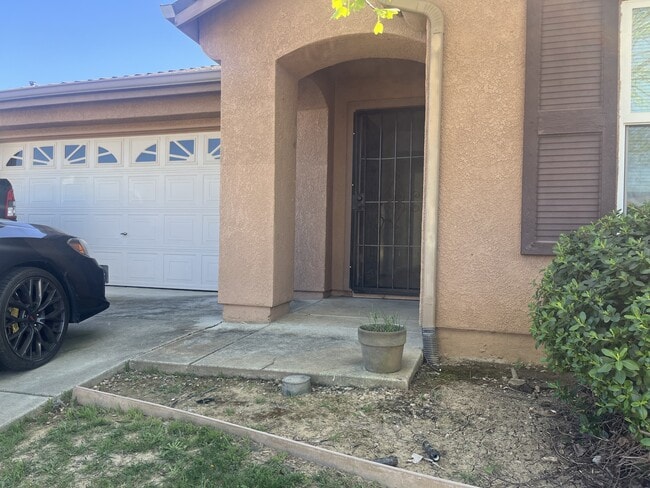 1762 Bellis Ct in Olivehurst, CA - Building Photo - Building Photo