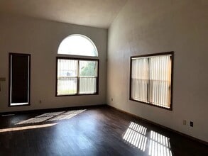 6474 Wicklow Cl in Rockford, IL - Building Photo - Building Photo