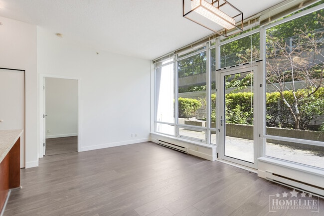 property at 8280 Lansdowne Rd