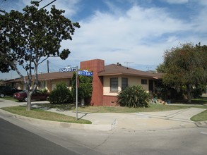 14759 Betty Jean Ave in Bellflower, CA - Building Photo - Building Photo